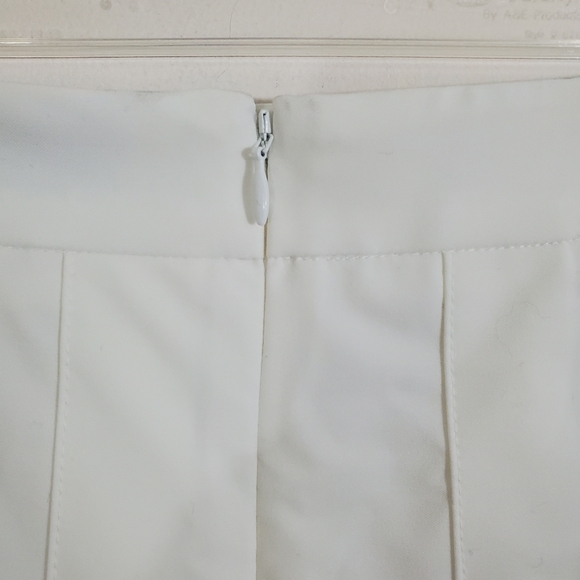 Aritzia Sunday Best Olive Style Pleated Mini Skirt White NWT Size 2 Tennis Prep - Picture 4 of 13